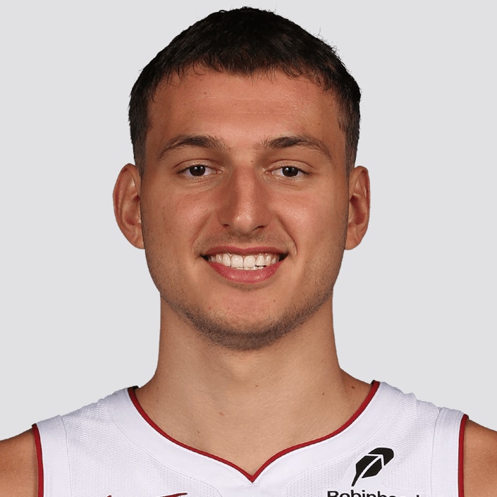 Никола Йович