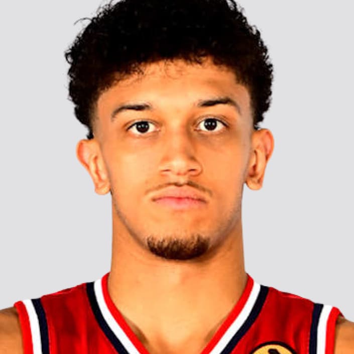 Куинн Эллис