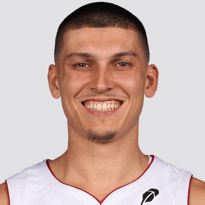 Тайлер Хирро