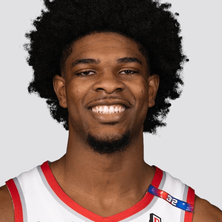 Скут Хендерсон