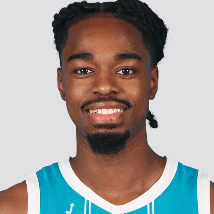 Антонио Ривз