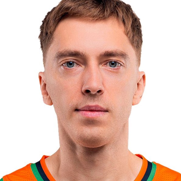 Игорь Новиков